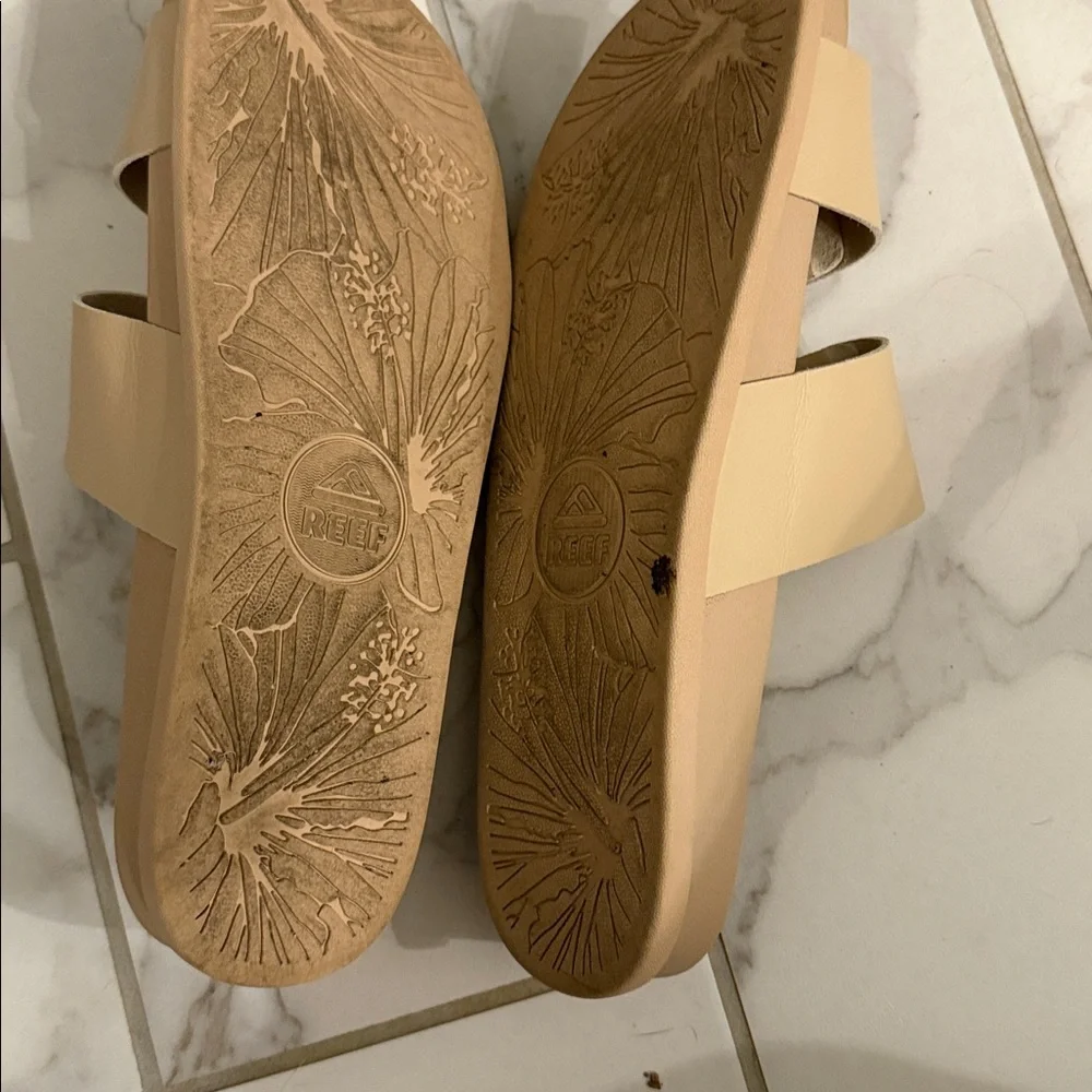 Reef Tan Double Strap Sandals - Picture 2 of 4